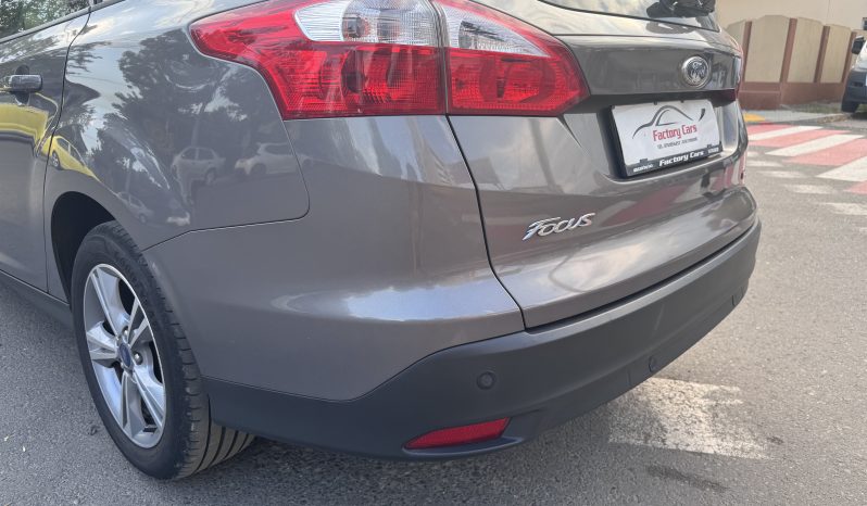 
								FORD FOCUS TITANIUM / 1,6 D / CLIMATRONIC / INCALZIRE IN SCAUNE full									