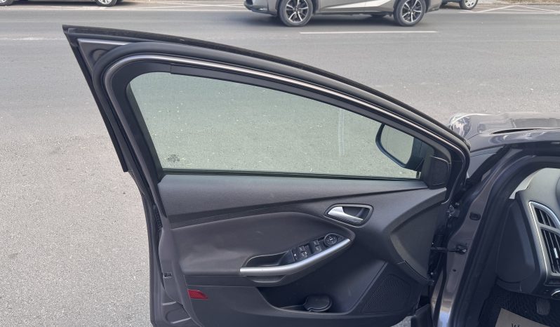 
								FORD FOCUS TITANIUM / 1,6 D / CLIMATRONIC / INCALZIRE IN SCAUNE full									