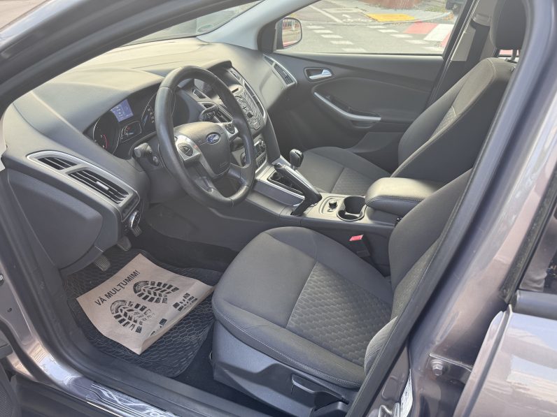 
								FORD FOCUS TITANIUM / 1,6 D / CLIMATRONIC / INCALZIRE IN SCAUNE full									
