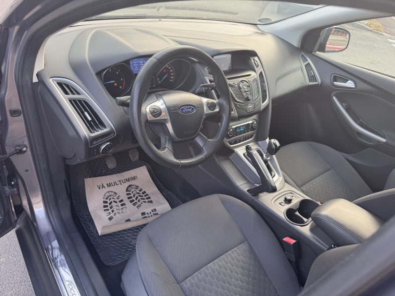 
								FORD FOCUS TITANIUM / 1,6 D / CLIMATRONIC / INCALZIRE IN SCAUNE full									