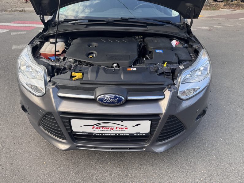 
								FORD FOCUS TITANIUM / 1,6 D / CLIMATRONIC / INCALZIRE IN SCAUNE full									