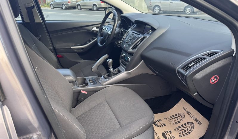 
								FORD FOCUS TITANIUM / 1,6 D / CLIMATRONIC / INCALZIRE IN SCAUNE full									