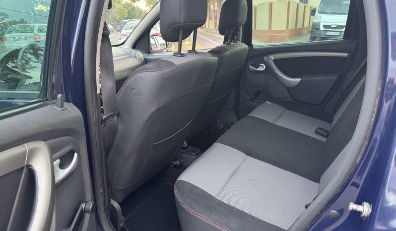 
								Dacia Duster / 1,6 Benzina + GPL full									