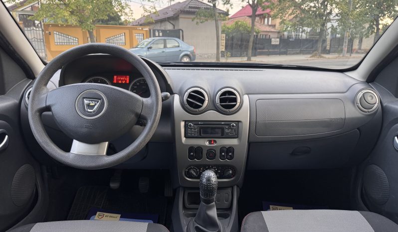 
								Dacia Duster / 1,6 Benzina + GPL full									