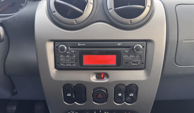
								Dacia Duster / 1,6 Benzina + GPL full									