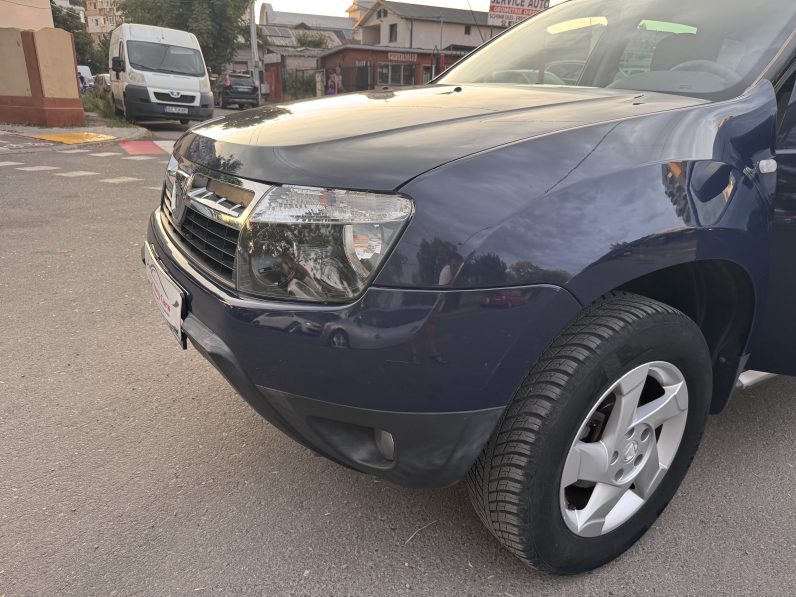 
								Dacia Duster / 1,6 Benzina + GPL full									