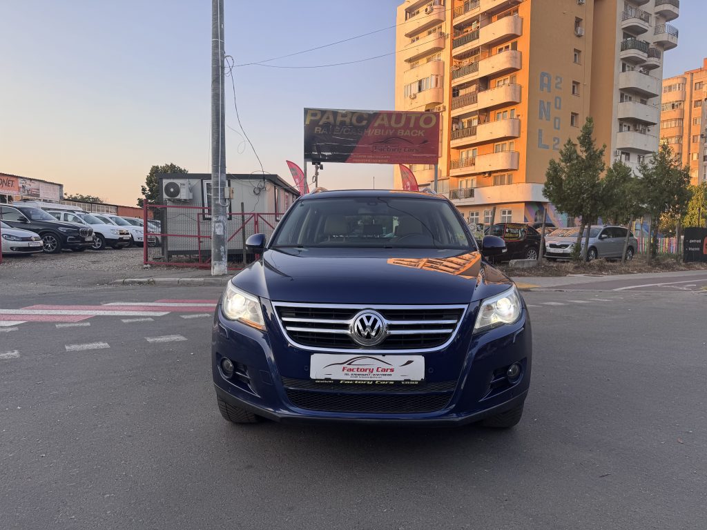 VW TIGUAN / BI-XENON / PANORAMA / TAPISERIE DIN PIELE / NAVI