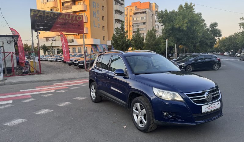 
								VW TIGUAN / BI-XENON / PANORAMA / TAPISERIE DIN PIELE / NAVI full									