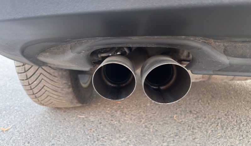 
								VW TIGUAN / BI-XENON / PANORAMA / TAPISERIE DIN PIELE / NAVI full									