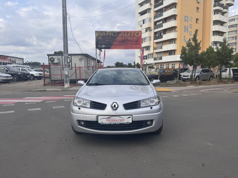 
								RENAULT MEGANE CABRIO / PIELE / CLIMATRONIC full									