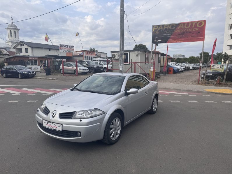 
								RENAULT MEGANE CABRIO / PIELE / CLIMATRONIC full									