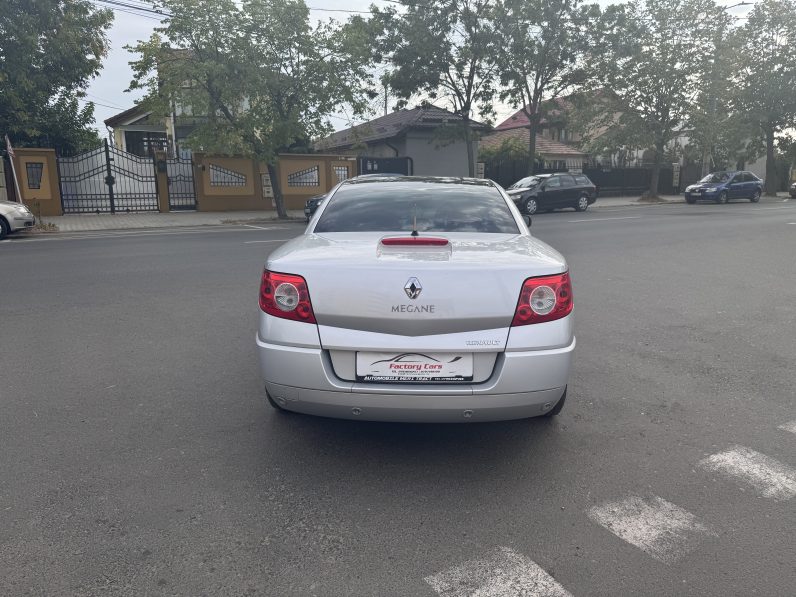 
								RENAULT MEGANE CABRIO / PIELE / CLIMATRONIC full									