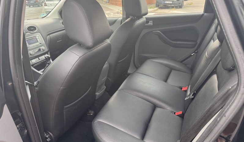 
								FORD FOCUS / 1,8 BENZINA / PIELE / DUBLU CLIMATRONIC full									