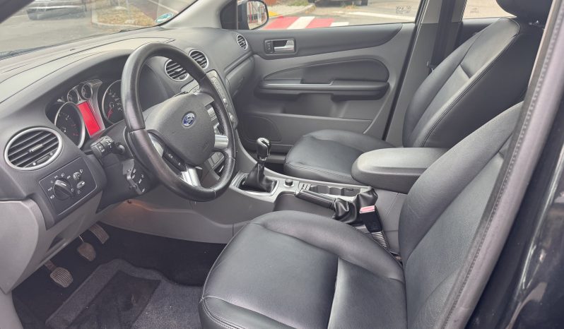 
								FORD FOCUS / 1,8 BENZINA / PIELE / DUBLU CLIMATRONIC full									