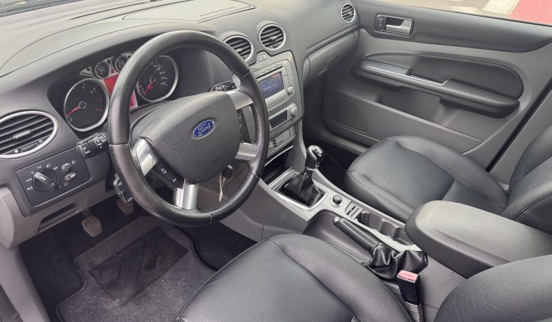 
								FORD FOCUS / 1,8 BENZINA / PIELE / DUBLU CLIMATRONIC full									