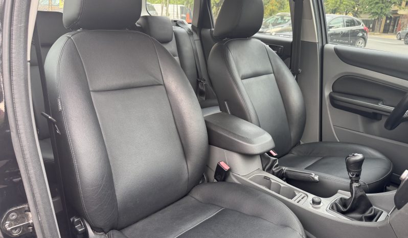 
								FORD FOCUS / 1,8 BENZINA / PIELE / DUBLU CLIMATRONIC full									