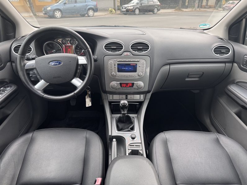 
								FORD FOCUS / 1,8 BENZINA / PIELE / DUBLU CLIMATRONIC full									