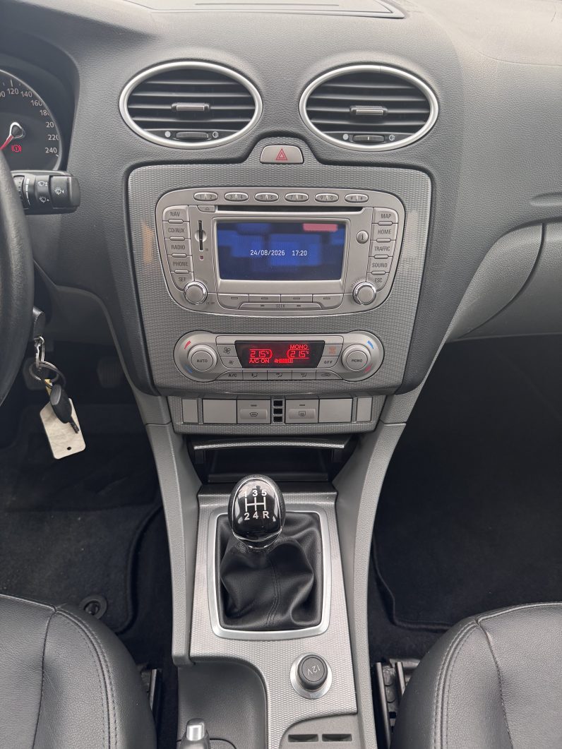 
								FORD FOCUS / 1,8 BENZINA / PIELE / DUBLU CLIMATRONIC full									