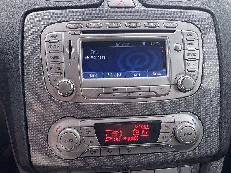 
								FORD FOCUS / 1,8 BENZINA / PIELE / DUBLU CLIMATRONIC full									