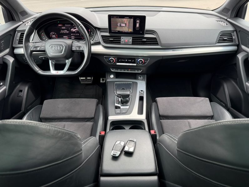 
								AUDI Q5 S-LINE EDITION / 40 TDI ( 2,0 D 190 CP ) full									
