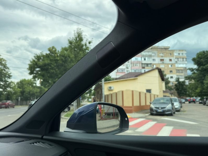 
								AUDI Q5 S-LINE EDITION / 40 TDI ( 2,0 D 190 CP ) full									