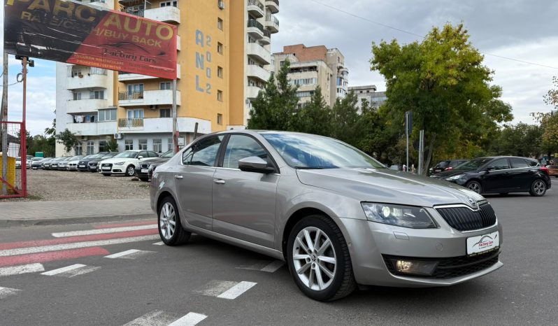 
								SKODA OCTAVIA / KEYLESS ENTRY&GO / BI-XENON / SISTEM AUDIO CANTON full									