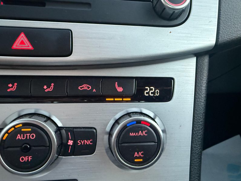 
								VW PASSAT CC / CUTIE AUTOMATA / 2,0 D / EURO 6 full									
