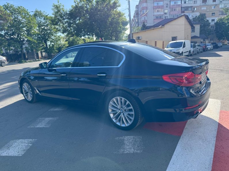 
								BMW SERIA 5 LUXURY / HARMAN-KARDON / CUTIE AUTOMATA full									