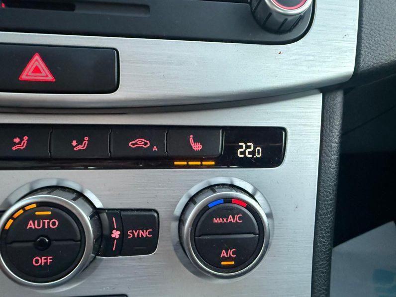 
								VW PASSAT CC / CUTIE AUTOMATA / 2,0 D / EURO 6 full									