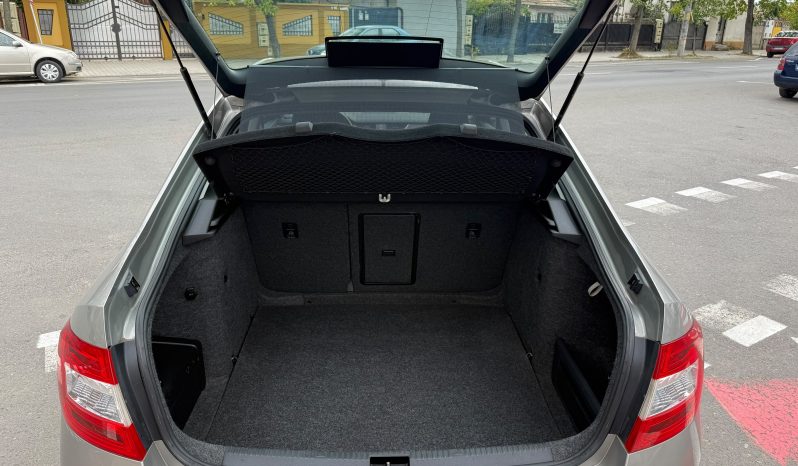 
								SKODA OCTAVIA / KEYLESS ENTRY&GO / BI-XENON / SISTEM AUDIO CANTON full									