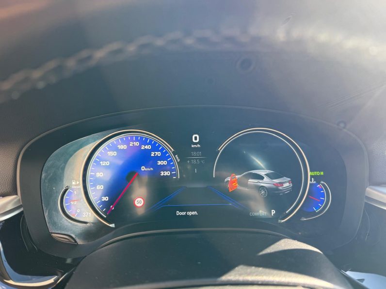 
								BMW SERIA 5 LUXURY / HARMAN-KARDON / CUTIE AUTOMATA full									
