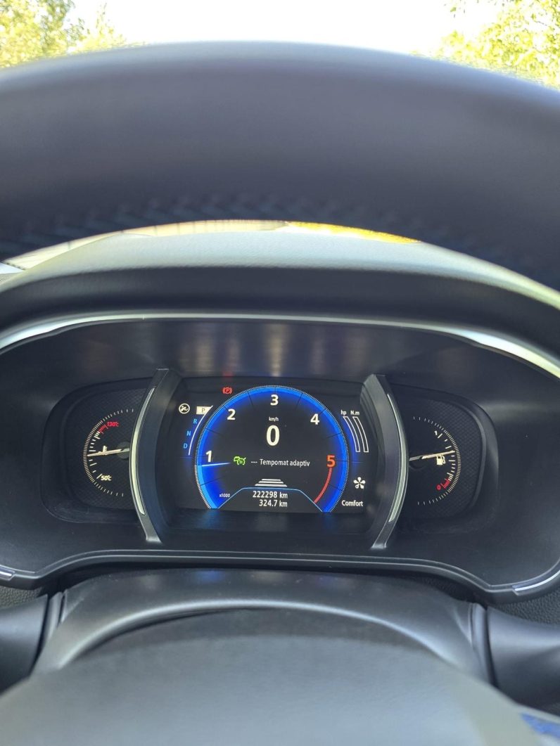 
								RENAULT CLIO full									