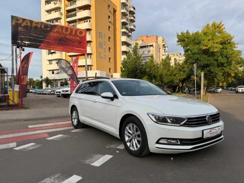 
								VW PASSAT BLUEMOTION TECH / AN 2017 / 2,0 D / EURO 6 / AUTOMAT full									