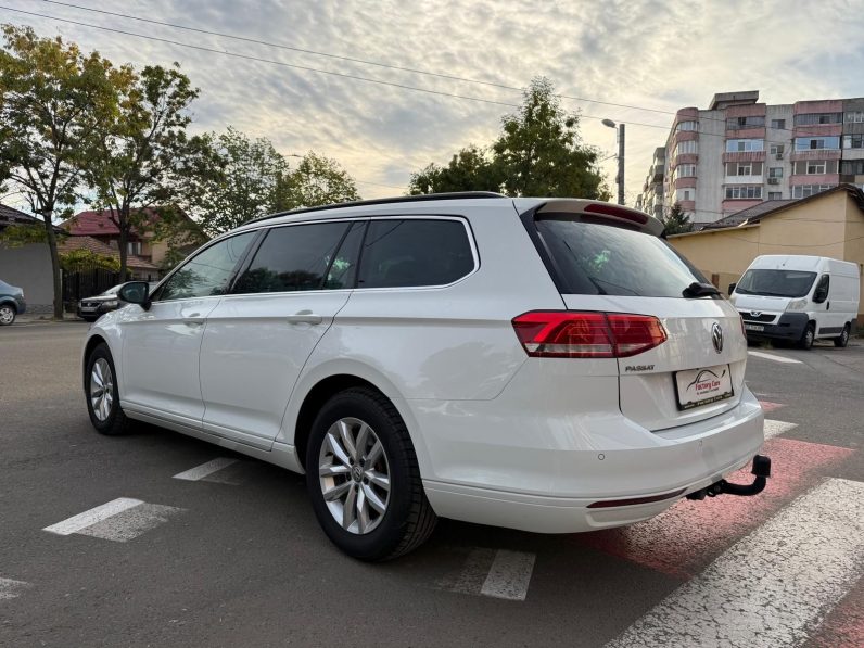 
								VW PASSAT BLUEMOTION TECH / AN 2017 / 2,0 D / EURO 6 / AUTOMAT full									
