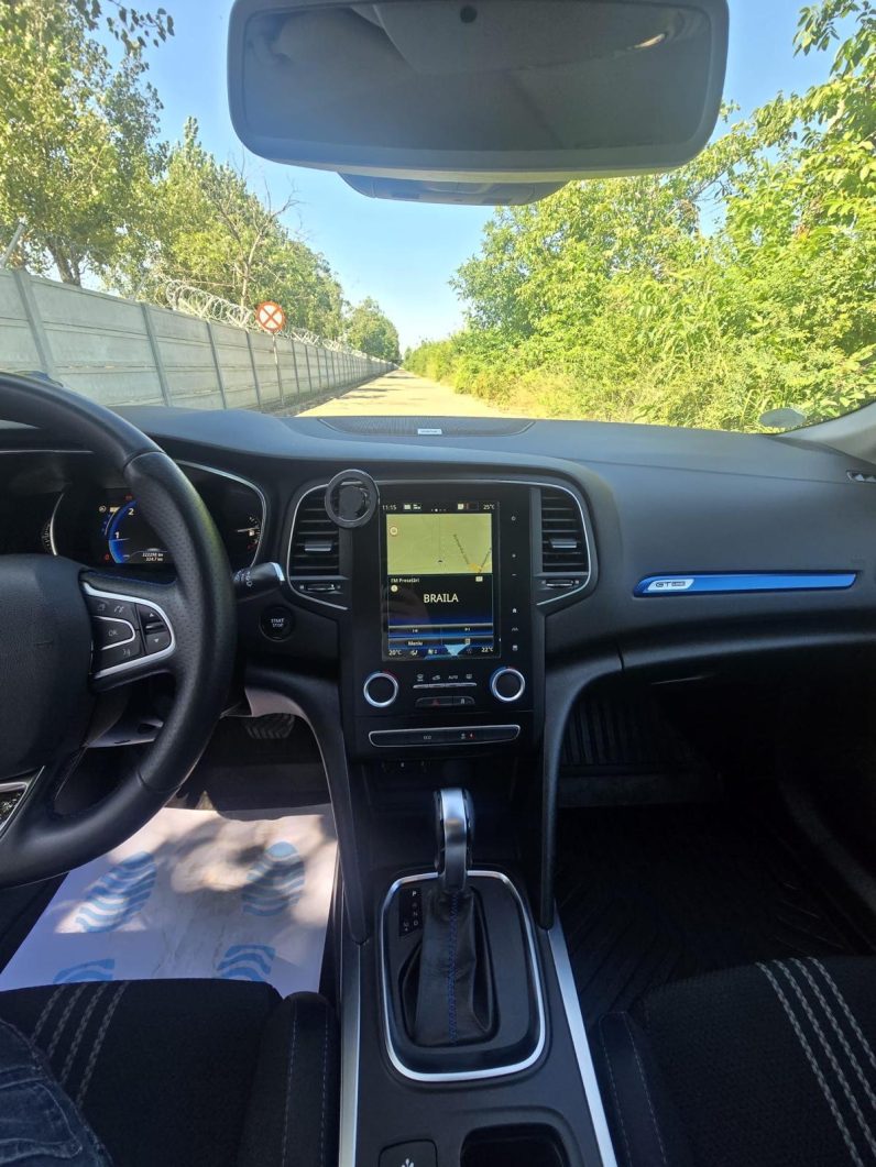 
								RENAULT CLIO full									