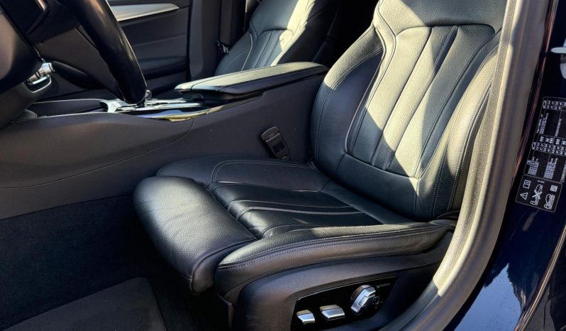 
								BMW SERIA 5 LUXURY / HARMAN-KARDON / CUTIE AUTOMATA full									