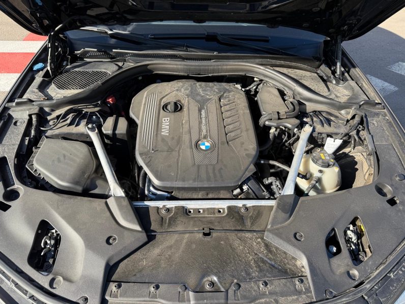 
								BMW SERIA 5 LUXURY / HARMAN-KARDON / CUTIE AUTOMATA full									