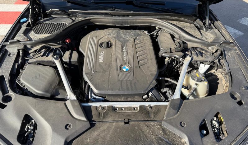 
								BMW SERIA 5 LUXURY / HARMAN-KARDON / CUTIE AUTOMATA full									
