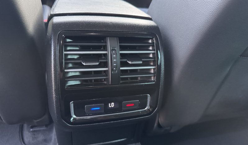 
								VW PASSAT HIGHLINE 2,0 D BLUEMOTION / NAVIGATIE / INCALZIRE full									