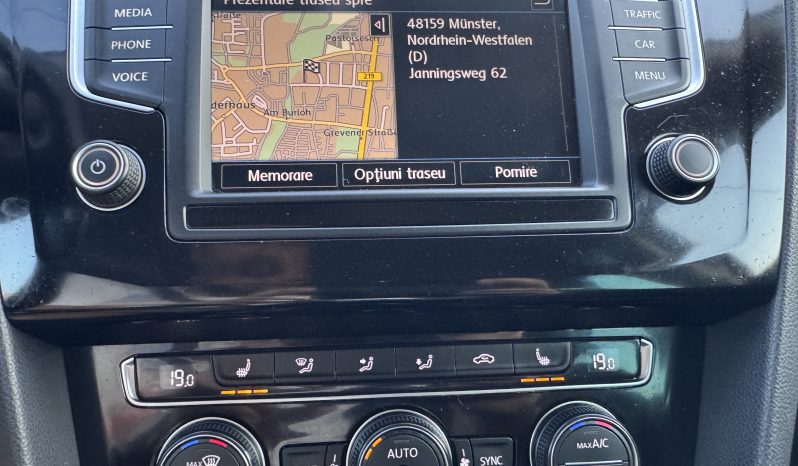 
								VW PASSAT HIGHLINE 2,0 D BLUEMOTION / NAVIGATIE / INCALZIRE full									