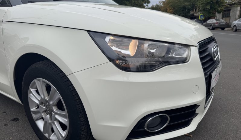 
								AUDI A1 SPORTBACK 1,6 TDI AMBIENTE / CLIMATRONIC / NAVIGATIE full									