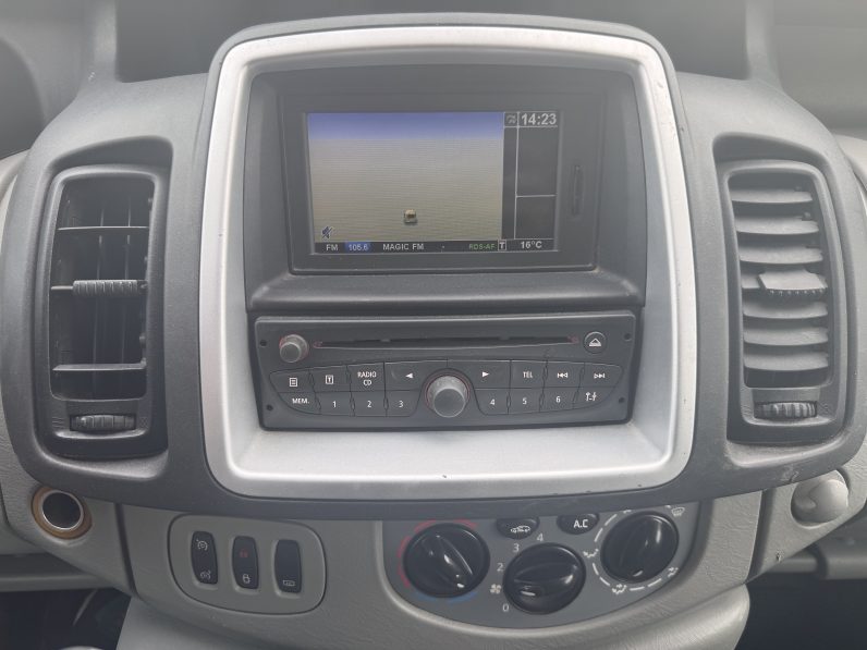 
								RENAULT TRAFIC / AN 2013 / AER CONDITIONAT full									