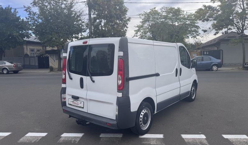 
								RENAULT TRAFIC / AN 2013 / AER CONDITIONAT full									