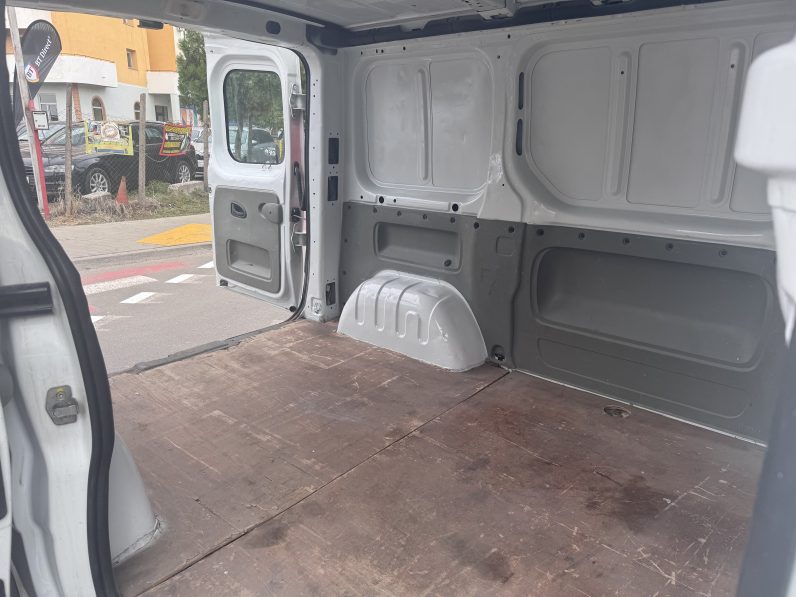 
								RENAULT TRAFIC / AN 2013 / AER CONDITIONAT full									