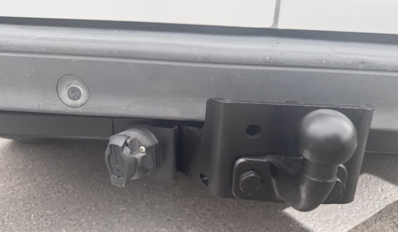 
								RENAULT TRAFIC / AN 2013 / AER CONDITIONAT full									