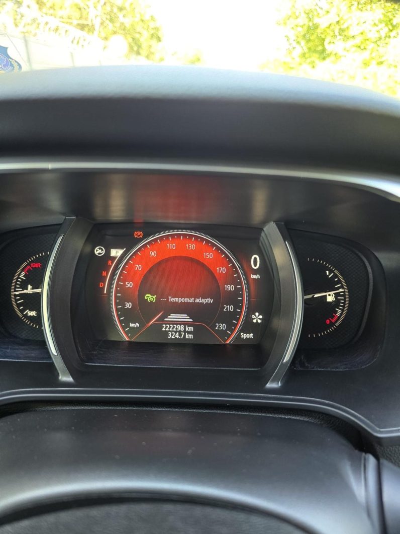
								RENAULT CLIO full									
