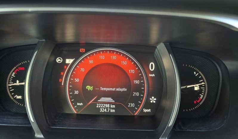 
								RENAULT CLIO full									