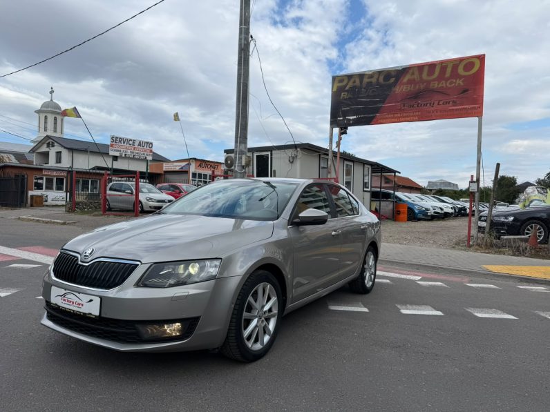 
								SKODA OCTAVIA / KEYLESS ENTRY&GO / BI-XENON / SISTEM AUDIO CANTON full									
