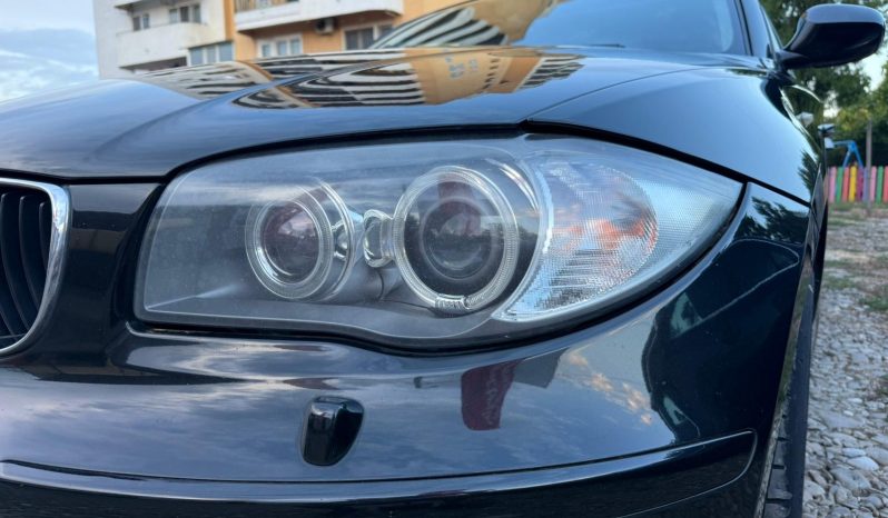 
								BMW SERIA 1 / AN 2010 / NAVIGATIE / FARURI BI-XENON full									