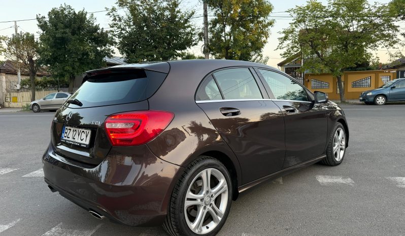 
								MERCEDES – BENZ. A CLASS / CUTIE AUTOMATA / NAVIGATIE ANDROID CARPLAY / FARURI BI-XENON full									